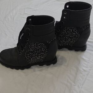 SOREL Joan of Arctic Boot 10